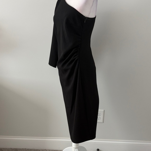 Chic One-Shoulder Black Dress - Picture 4 of 8